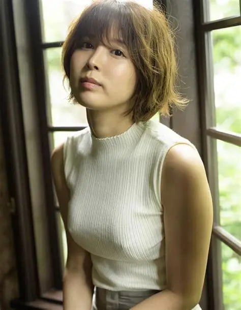 美女被咬了小头头メイリン モデルコレクション メ午夜精品一区二区三区国产av高清在线观看
